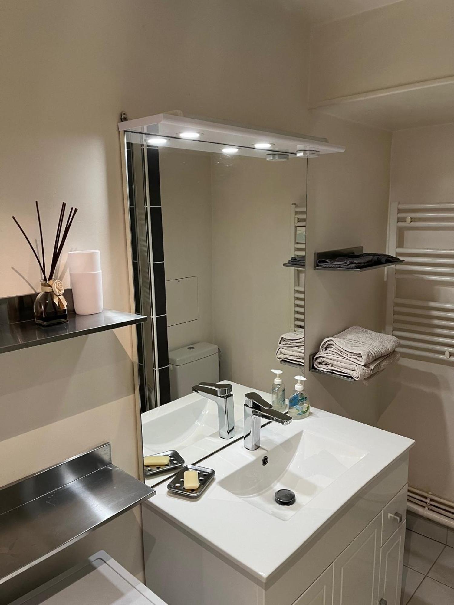 Bel Appartement Chic Et Cosy 78100 Saint-Germain-en-Laye Esterno foto