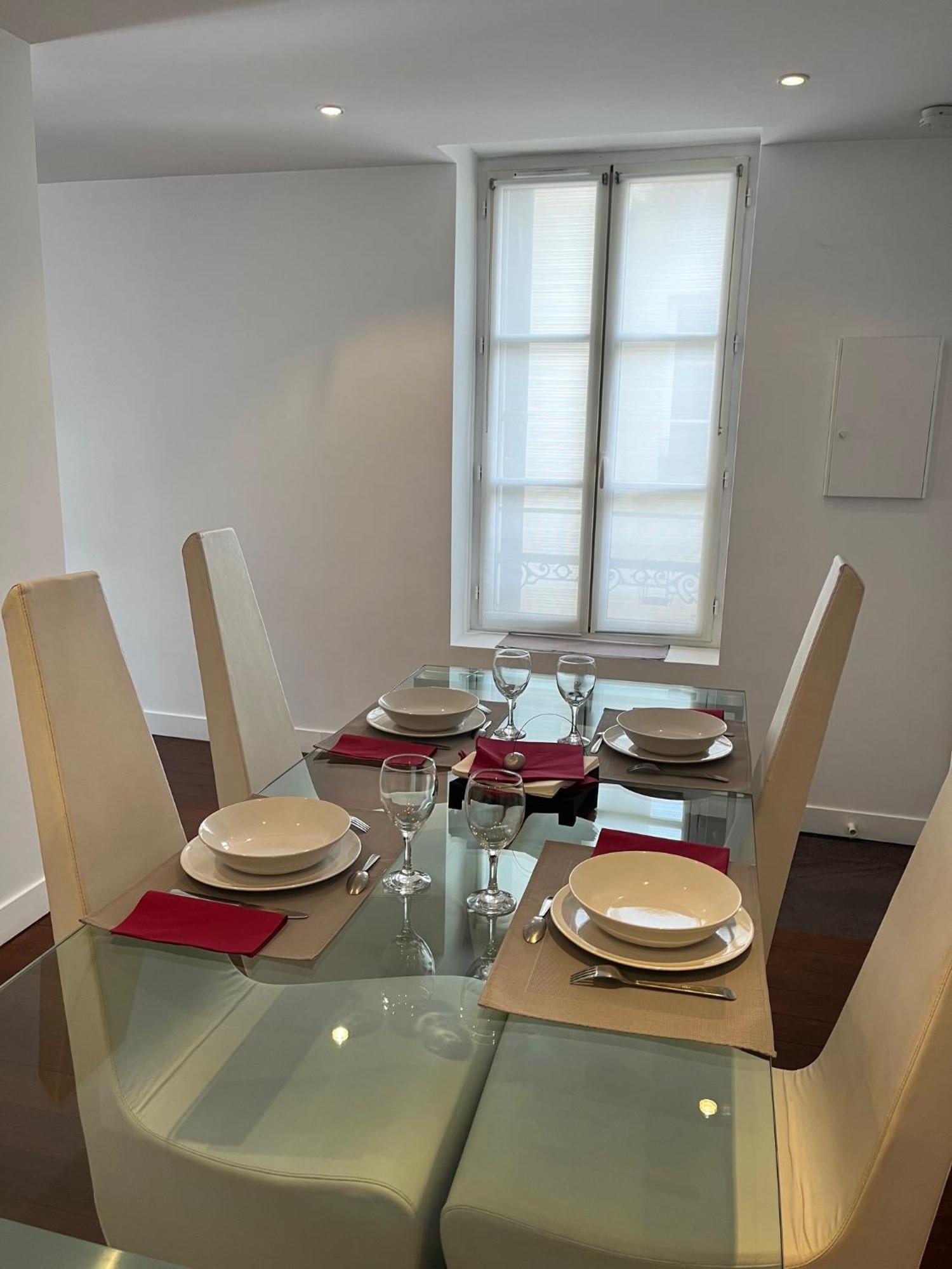 Bel Appartement Chic Et Cosy 78100 Saint-Germain-en-Laye Esterno foto